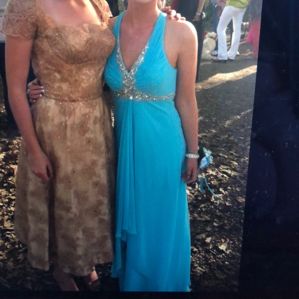 Prom dress, ball gown, full length dress - Picture 2 of 8